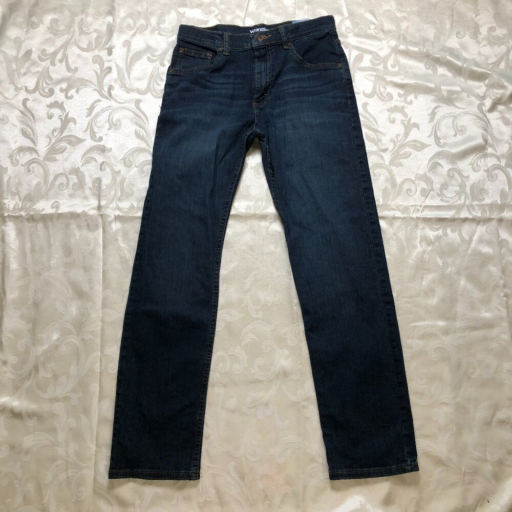 Wrangler Classic Straight Fit Jeans. Sz 16R. Adj. waistband. Like NEW Condition